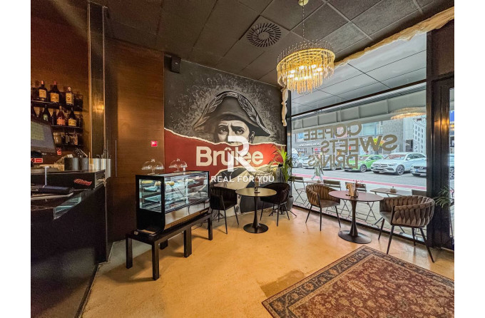 Na predaj: Zabehnutý kávový bar „na kľúč“ v centre Bratislavy, Dunajská 12