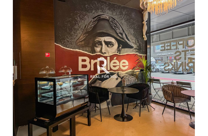 Na predaj: Zabehnutý kávový bar „na kľúč“ v centre Bratislavy, Dunajská 12