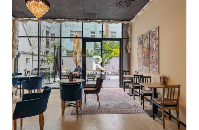 Na predaj: Zabehnutý kávový bar „na kľúč“ v centre Bratislavy, Dunajská 12