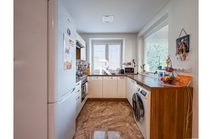 Na predaj sa ponúka priestranný a multifunkčný rodinný dom v Senci