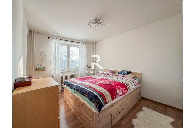 Na predaj sa ponúka priestranný a multifunkčný rodinný dom v Senci