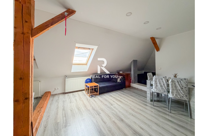 Na predaj sa ponúka priestranný a multifunkčný rodinný dom v Senci