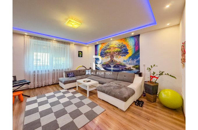 Na predaj sa ponúka priestranný a multifunkčný rodinný dom v Senci